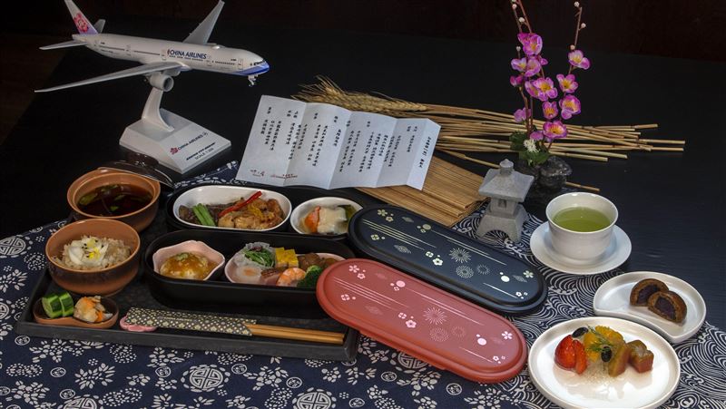正宗日料端上高空！「燈燈庵」搭機吃得到