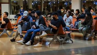 砰！酷航機艙冒煙過程曝　旅客今滯留台灣