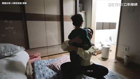 ▲母子深情擁抱彼此（圖／韓國女婿小朗哥爸爸　授權）