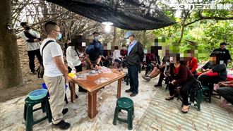 21位「公嬤級」賭客見警崩潰：神明沒保庇