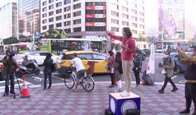 王鴻薇松江路、南京路口謝票