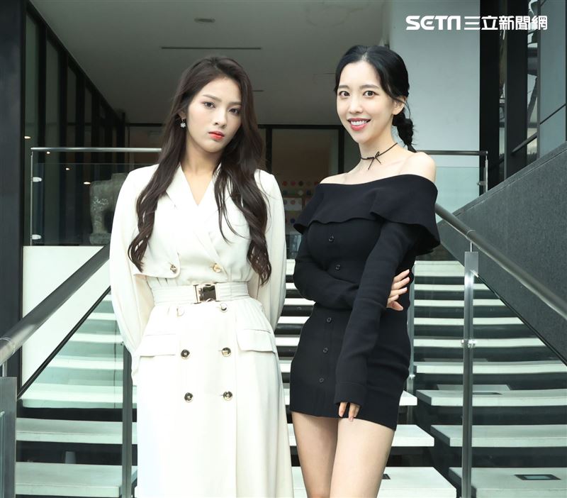韓團fantastic 家儀、到怡三立新聞網專訪。（記者邱榮吉/攝影）