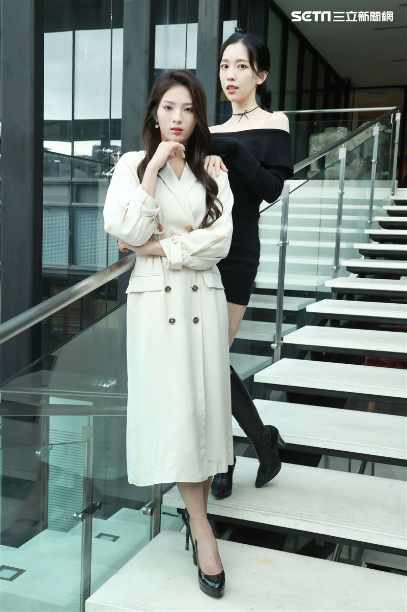 韓團fantastic 家儀、到怡三立新聞網專訪。（記者邱榮吉/攝影）