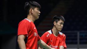  ▲中國「新雙塔」劉雨辰、歐烜屹花費41分鐘，直落二拿下勝利，晉級8強賽事。（圖／翻攝自BWF官方微博）