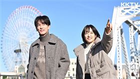 《要是說了100萬次就好了》井上真央跟佐藤健談人鬼戀。（圖／KKTV提供）