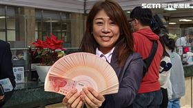 台銀董事長呂桔誠 台幣 新鈔 台灣銀行　展鈔　點鈔　鈔票 （圖／記者戴玉翔攝影）