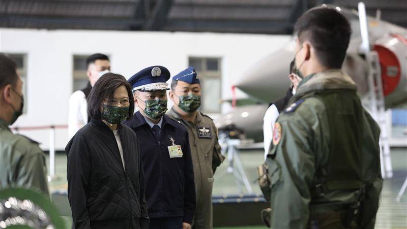 勗勉國軍　總統：讓民眾看到國軍精實表現
