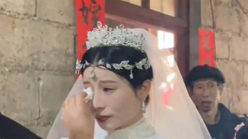 20歲沒對象逼相親　女婚禮崩潰：不想結婚