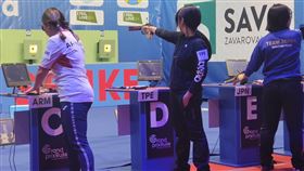 ▲吳佳穎（中）斯洛維尼亞射擊大獎賽摘銀。（圖／郭孟熙教練提供）