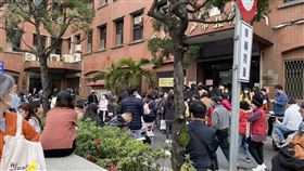 竹北戶政事務所,人潮,遷戶籍,待辦（圖／翻攝畫面）