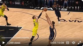 ▲馬卡南（Lauri Markkanen）搧出致勝火鍋。（圖／翻攝自爵士推特）