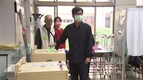 陳其邁出席第17屆黨主席補選投票