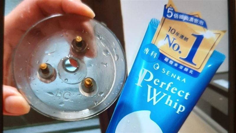 超神洗面乳刷油垢「白閃閃」網看完嚇壞
