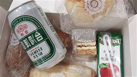 公司尾牙發驚喜餐盒。（圖／翻攝自匿名2公社 臉書）