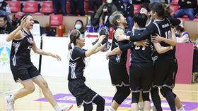 台元在年前最終戰擊敗國泰，登上WSBL聯盟龍頭。（圖／籃協提供）