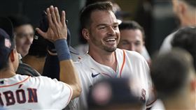 ▲小熊與曼西尼（Trey Mancini）達成協議簽下2年1400萬美元合約。（圖／美聯社／達志影像）