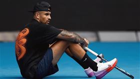 ▲基爾喬斯（Nick Kyrgios）一球未打即以受傷為由退出澳洲公開賽。（圖／翻攝自基爾喬斯臉書）