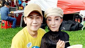 歌仔戲資深女星連明月(圖右)16日傳出病逝消息，好友高立(圖左)悲痛不捨。（圖／高立提供）