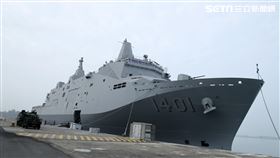玉山軍艦另配備有海劍二型防空飛彈和複合式桅塔等戰系裝備。（記者邱榮吉/攝影）
