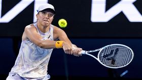 ▲世界排名第一的波蘭好手斯威雅蒂（Iga Swiatek）16日驚險挺進第2輪。（圖／美聯社／達志影像）