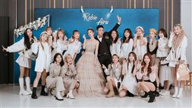 胡智爲與艾璐於北、中、南三地舉辦婚禮  完成終身大事。（圖／悍將行銷提供）