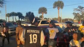 中彈,槍擊案,美國,佛羅里達州,馬丁路德金恩紀念日活動,慶祝
圖／翻攝自推特
https://twitter.com/Marianna9110/status/1615218303420567563