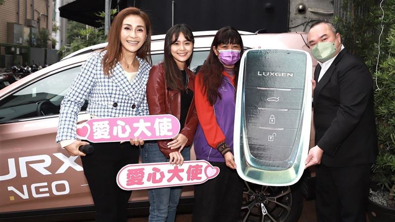 梁佑南偏鄉送暖　企業主鍾文智贊助百萬