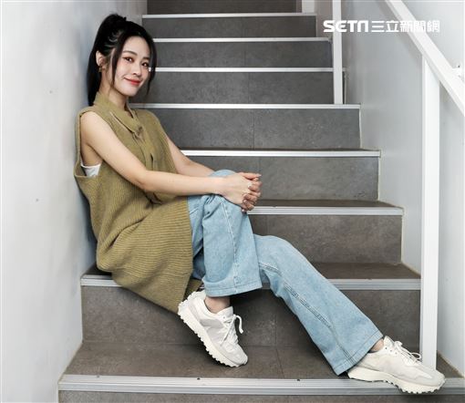 張語噥三立新聞網專訪。（記者邱榮吉/攝影）