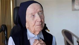 全世界最長壽人瑞安德烈修女逝世，享嵩壽118歲。（圖／翻攝自Sancta Familia臉書）
