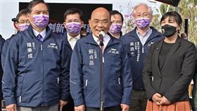 行政院長蘇貞昌今（18）日下午視察「屏東高鐵特定區及科學園區」規劃辦理情形。（圖／行政院提供)