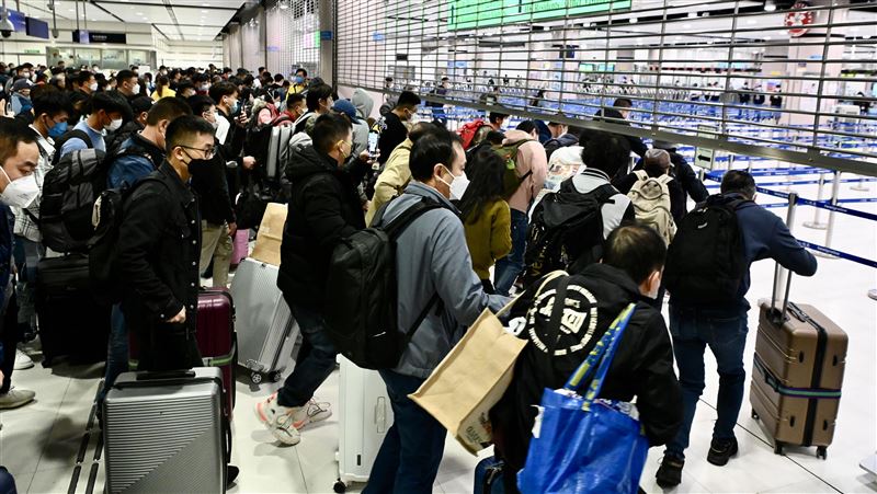 19日起香港3歲以下孩　入境陸免核酸證明