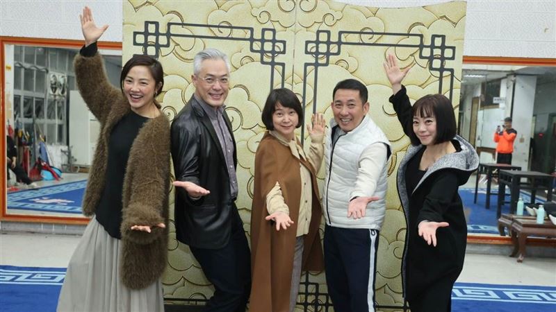 李國修逝世10週年　王月哭了這舉動惹心疼