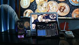 虛擬貨幣,騙局,去中心化,詐騙,洗錢,