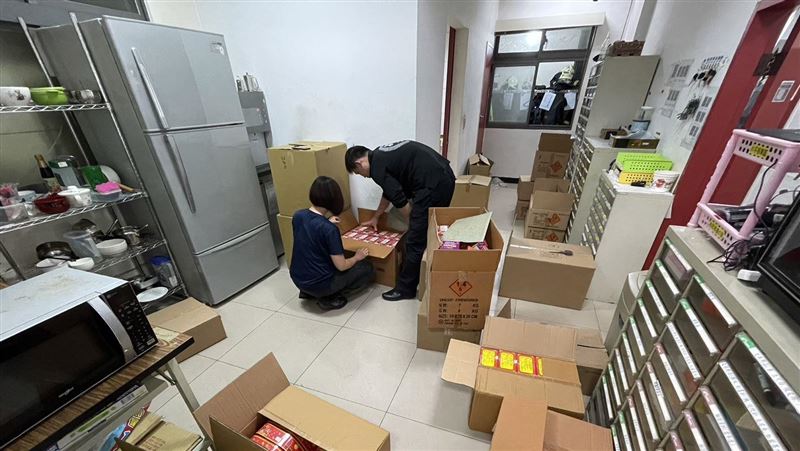 囤放超量爆竹！　香鋪行業者恐吃30萬罰單