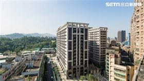 新北市張姓工人承租社會住宅，卻將其中一間套房作為兵工廠。（圖／翻攝畫面）