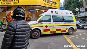 ambulance(記者陳弋攝影)