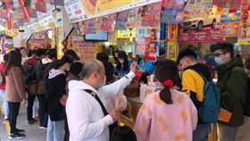 飛來發彩券行 彩券行 樂透 威力彩 大樂透 彩券 刮刮樂 過年 圖年 （圖／業者提供）