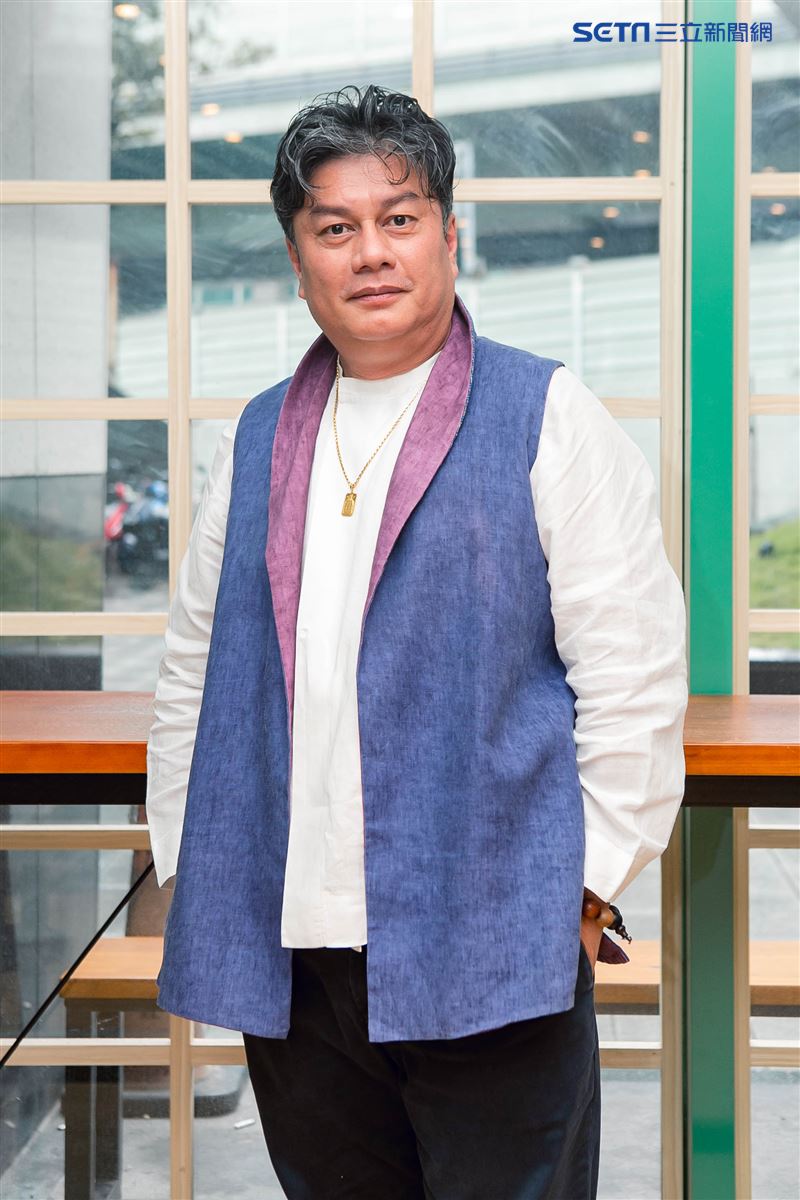 鍾天三立新聞網專訪。 （圖／記者楊澍攝影）