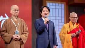 賴清德參與法鼓山除夕撞鐘祈福活動（圖／翻攝自臉書）
