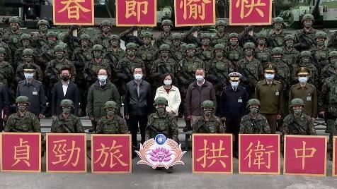 台灣|春節慰勉憲兵唯一裝甲部隊　蔡英文：做好戰訓準備讓國人對國軍更有信心 | 政治 | 三立新聞網  SETN.COM