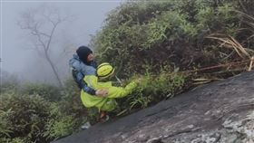 石牛山,搜救,懸崖,空拍機（圖／翻攝畫面）
