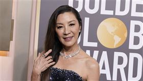 楊紫瓊奪金球獎影后。（圖／美聯社／達志影像）