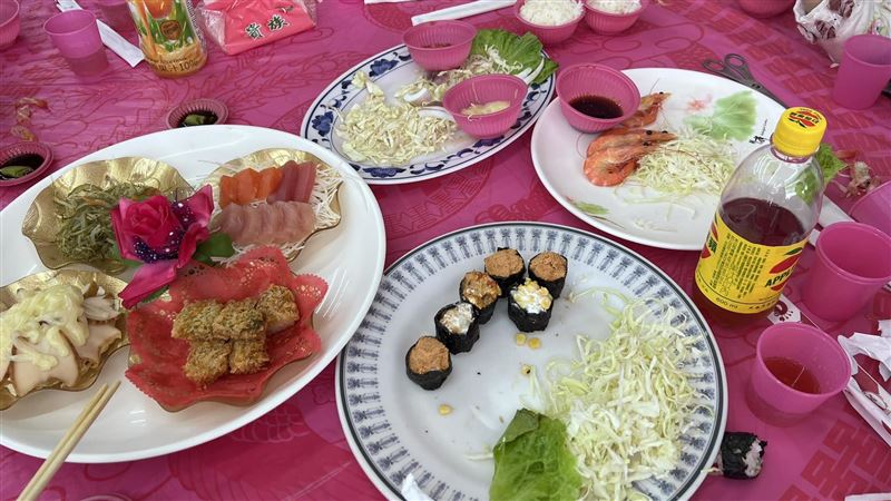 旗津海產店4菜都冷的　客火大走人：超雷