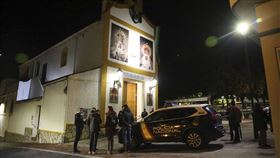 男子持刀西班牙教堂行凶至少1死 疑恐怖攻擊。美聯社