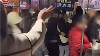 台南花園甜點攤商嗆客人：別擋我攤子前！