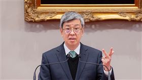 陳建仁談新內閣3大目標即將接任行政院長的前副總統陳建仁（圖）27日出席總統府記者會表示，在總統蔡英文任期最後一哩路需要共同承擔時，他有一種義無反顧的心情；未來一年多，新內閣3大重要目標是強化台灣經濟韌性、環境韌性與社會韌性。中央社記者鄭清元攝  112年1月27日