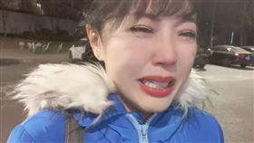 ▲劉樂妍在影片中不斷提及自己快崩潰、不想哭，拙劣演技卻被網友狠酸。（圖／翻攝自劉樂妍微博）