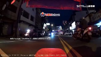 才剛被提醒「沒開燈」…騎士下秒車禍倒地