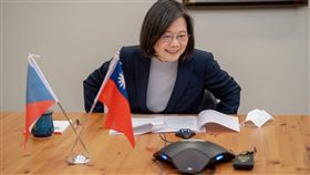 蔡總統與帕維爾通話（3）總統蔡英文30日與捷克總統當選人帕維爾（Petr Pavel）舉行電話會議，帕維爾感謝蔡總統電話致賀。（總統府提供）中央社記者溫貴香傳真 112年1月30日
