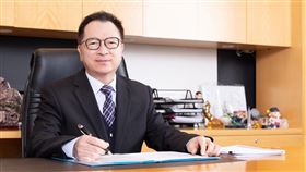 金管會核准陳世岳任富邦人壽總經理富邦人壽31日宣布，金管會保險局核定通過富邦人壽新任總經理資格審查案，陳世岳（圖）將自2023年2月1日起正式升任總經理。（富邦人壽提供）中央社記者謝方?傳真 112年1月31日